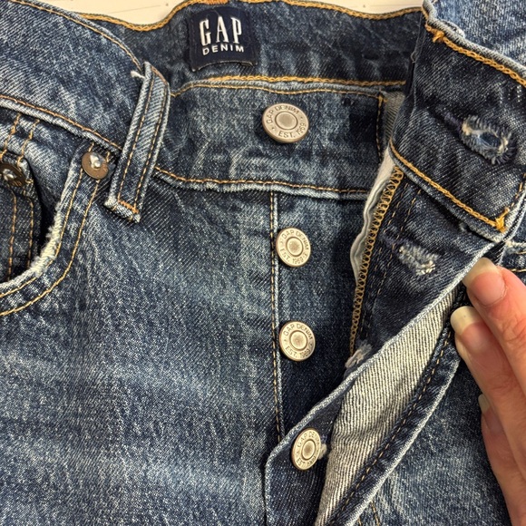 Women's Straight Leg Distressed Denim Jeans - Picture 7 of 7